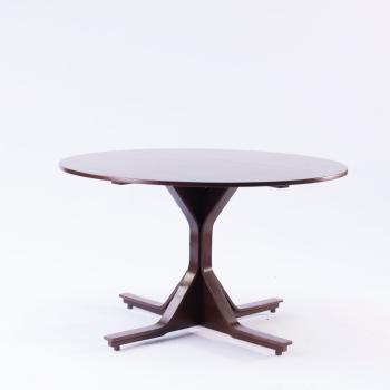 522 dining table by 
																			 GB Bernini