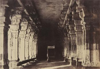 Madura, The Great Pagoda, Veeravasuntharoya’s Munduppum by 
																	Linnaeus Tripe