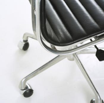 'Aluminium Group' highback deskchair by 
																			 ICF Cadsana