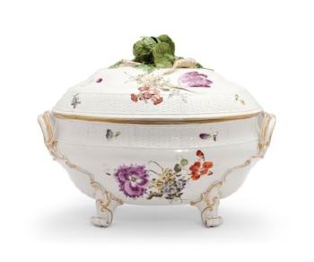 A Ludwigsburg Porcelain Ozier-molded Soup Tureen And Cover by 
																	 Porzellan-Manufaktur Ludwigsburg