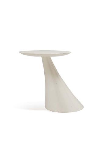 Table Happy Together by 
																	Damien Langlois-Meurinne