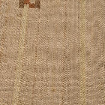 A 1930s Finnish flat weave carpet for Kiikan Mattokutomo by 
																			Impi Sotavalta