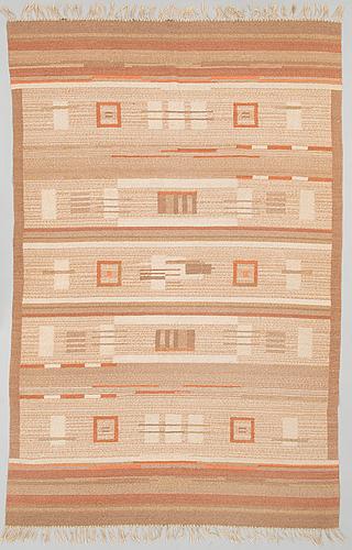 A 1930s flat weave carpet for Aaltosen Mattokutomo Kiikka, Finland by 
																			Laila Karttunen