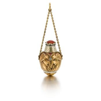 A rare jewelled and enamelled gold scent bottle, Gabriel Niukkanen, St. Petersburg, possibly retailed by Fabergé by 
																	Gabriel Nykanen