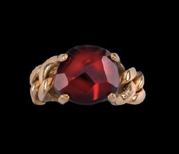 A Lola Garnet Chain Ring By Pomellato by 
																			 Pomellato