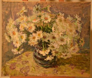 Floral still live by 
																			Nadezhda Yurchenko