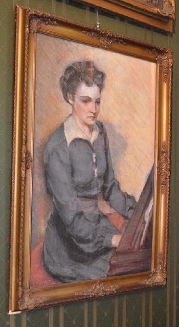 Female portrait by 
																			Maurice Askenazy