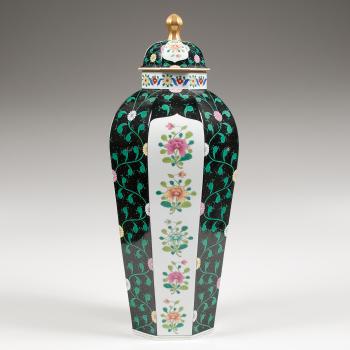 Herend Lidded Vase, Black Dynasty by 
																			 Herend Porcelain Manufactory