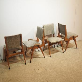 Suite de 4 chaises by 
																			Carlo di Carli
