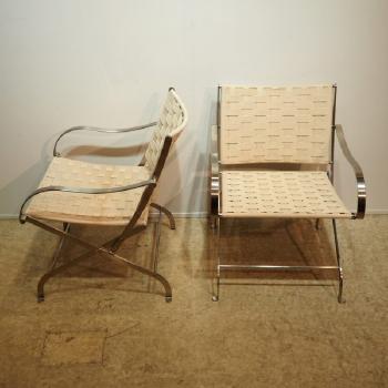 2 fauteuils modèle Charlotte by 
																			Antonio Citterio
