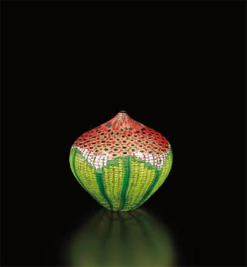 Unique 'Bocciolo' vase by 
																	Yoichi Ohira