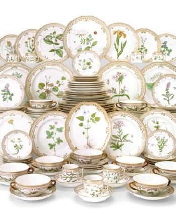 A Royal Copenhagen Porcelain 'flora Danica' Dinner Service by 
																	 Royal Copenhagen
