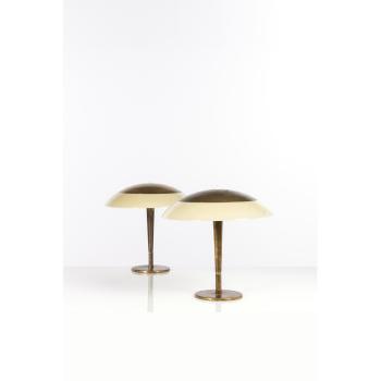 Modèle 5061 Paire de lampes de table by 
																	 Taito Oy