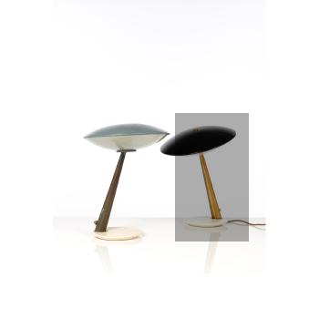 Lampe de table by 
																	Giuseppe Ostuni