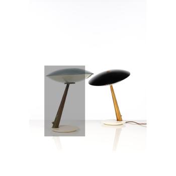 Lampe de table by 
																	 O-Luce