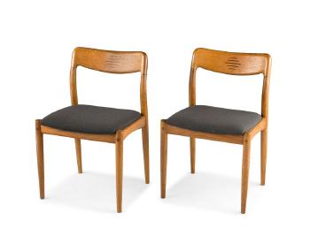 A Pair of Johannes Andersen Oak Dining Chairs by 
																	 Uldum Mobelfabrik