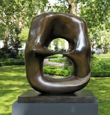 Working Model For Oval With Points by 
																	Henry Moore