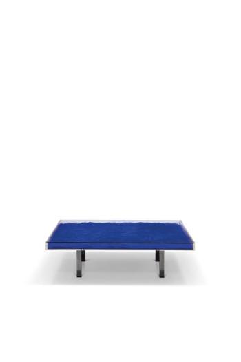 Table Bleue Tm by 
																	Yves Klein