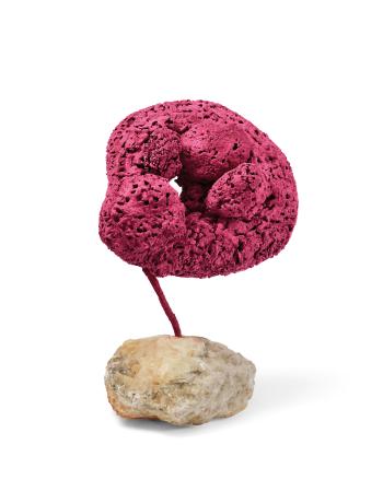 Sculpture ponge rose sans titre, (SE 207) by 
																	Yves Klein