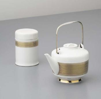 Extract teapot and tea caddy from the Hallesche Form series by 
																	Marguerite Friedlander Wildenhain